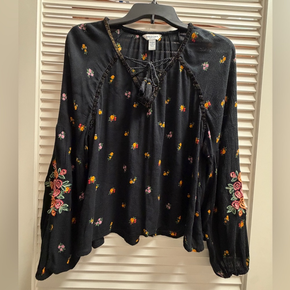 Arizona Jean Co Embroidered Black Floral Blouse Boho Hippie Size Large